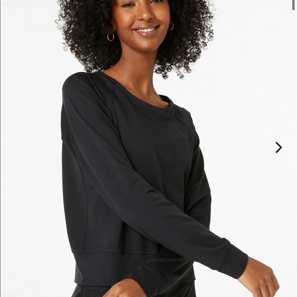 Outdoor Voices -  cloudknit shrunken crew in black